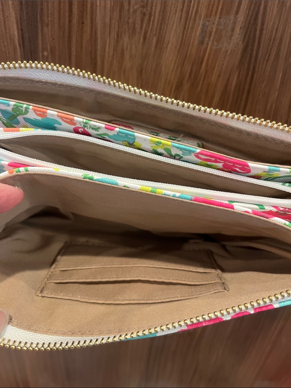 Nanette Lepore Summer Floral Whimsy Crossbody Wristlet NWT - Picture 11 of 12